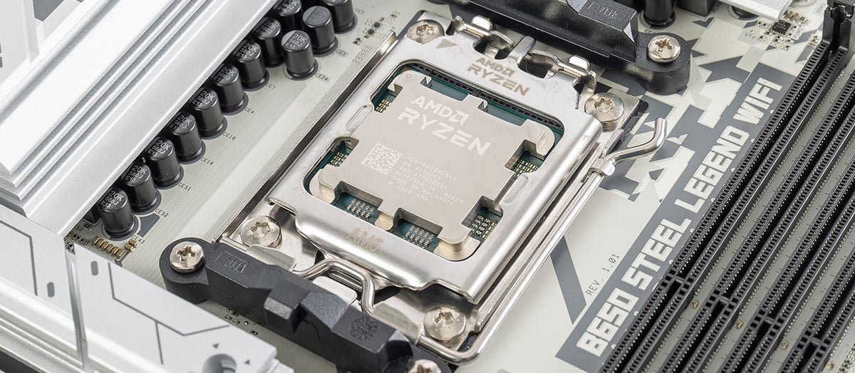 初心者必見！自作PCパーツの選び方【CPU・マザーボード編】
